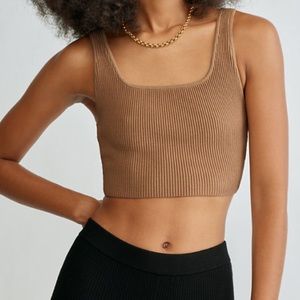 Aritzia Sculpt Knit Tank Size S